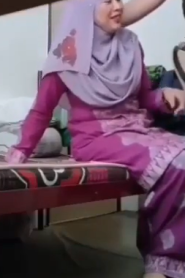 Assamese Muslim girl’s hidden sex MMS