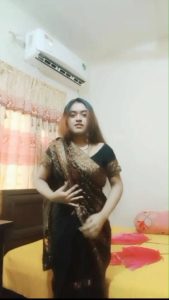 Show Big boobs
