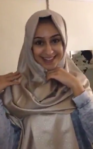  Pakistani hijab girl living abroad bares it all in HD photos and video